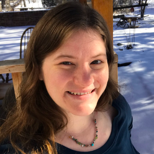 Olivia Buzek photo